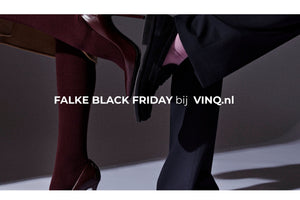 man en vrouw met FALKE sokken black friday
