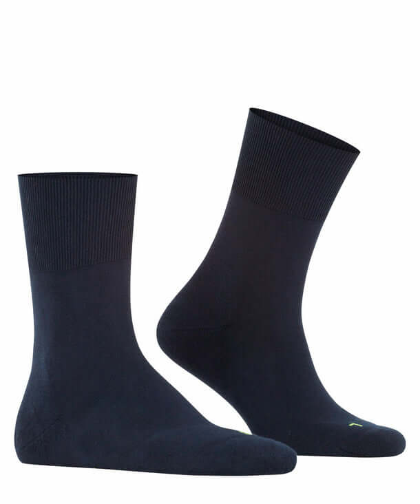 FALKE Unisex Run Sportsokken 16605 in marine, ideaal voor sport en dagelijks comfort, 3-pack.