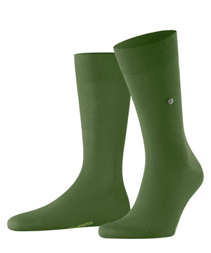 Burlington Brit Style Sokken Heren 21405 7656 fir green, effen sokken in groene kleur met klassieke Burlington-clip.