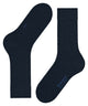 Burlington Duke Street Sokken Heren 21208 6120 marine met fijne ribstructuur en geborduurd logo op achterkant boord.