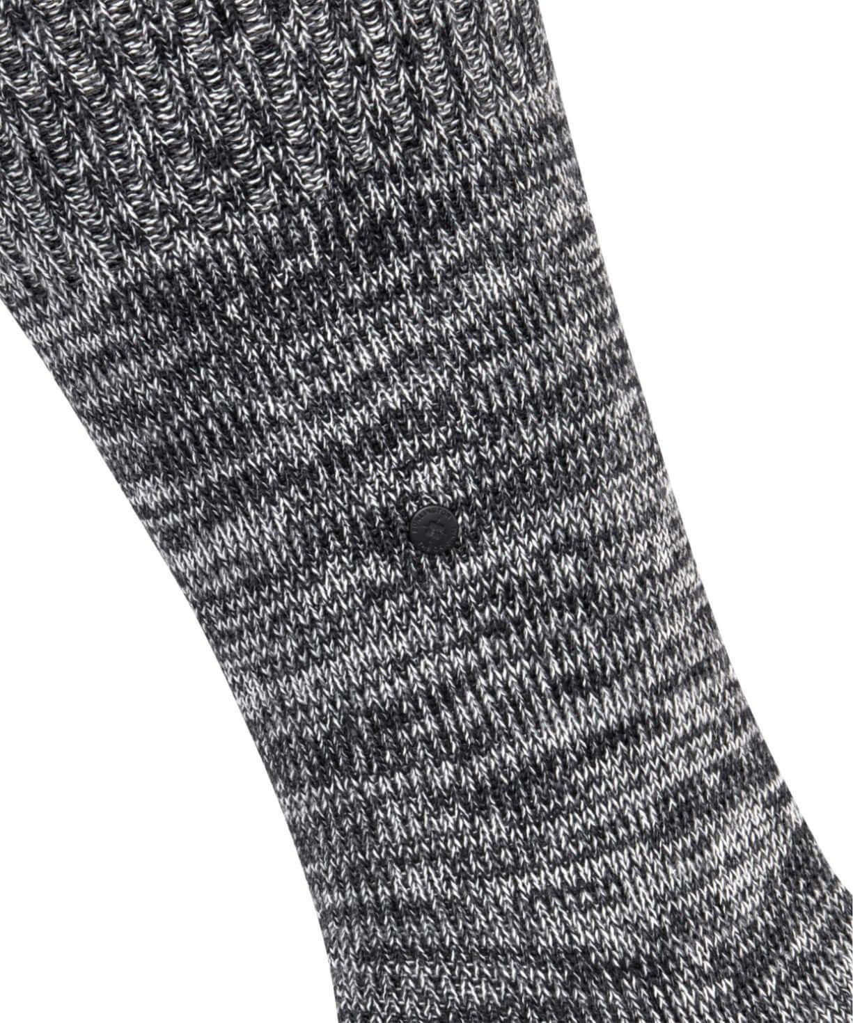 Burlington Knitting Hill Sokken Heren 24755 3000 black gemêleerd design en logo op de sokken.
