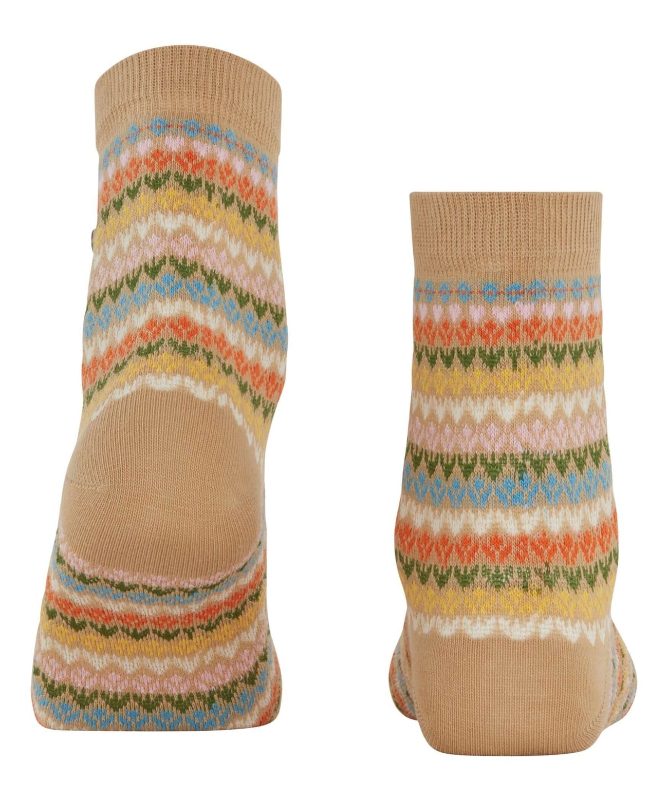 Zomerse dames sokken met bloemrijk fair isle patroon, gemaakt van 70% katoen. Beschikt over Burlingtonclip, beige kleur, enkelhoogte.