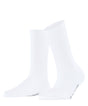 Burlington Princess Street Sokken Dames 22135 2000 white, glanzende sokken met ribstructuur en zachte viscosemix.