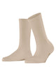 Burlington Princess Street Sokken Dames 22135 4010 cream, glanzend fijn geribt sokje in beige.