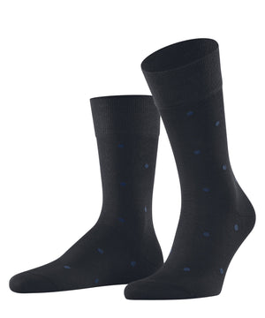 FALKE Dot Herensok 13269 6374 dark navy met trendy stipjes en zachte afwerking aan de binnenzijde.