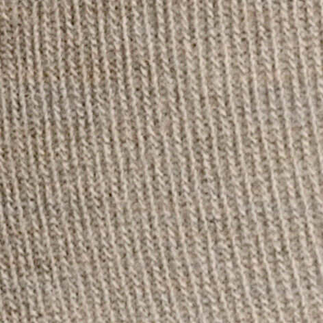 Detail close-up van de gebreide katoenen stof in linnen mel kleur van de FALKE Family Maillot Dames.