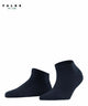 FALKE Family Sneakersokken Dames 46489 6379 dark navy in een afbeelding met twee paar sokken.