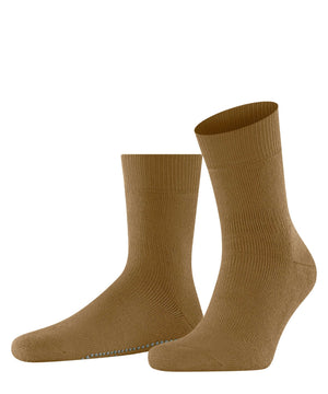 FALKE Homepads antislip sokken in old brass kleur, ideaal voor warmte en comfort met siliconen nopjes.