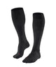 FALKE RU Compressie Kous Energy Dames 16229 3000 black, zwarte compressiesokken voor dames, voor training en herstel.