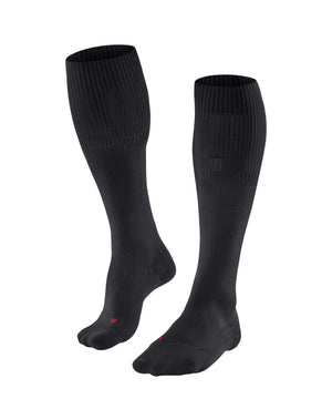 FALKE RU Compressie Kous Energy heren in zwart, ontworpen voor optimale doorbloeding en comfort tijdens training.