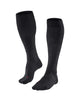 FALKE RU Compressie Kous Energy heren in zwart, ontworpen voor optimale doorbloeding en comfort tijdens training.