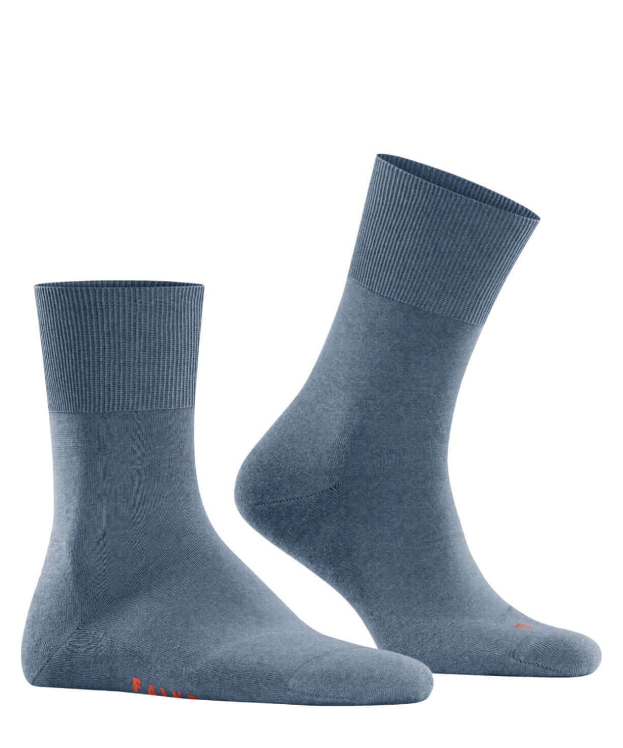 FALKE Run Hardloopsok 16605 6660 in licht denim, perfect voor sneakers en sportieve activiteiten.