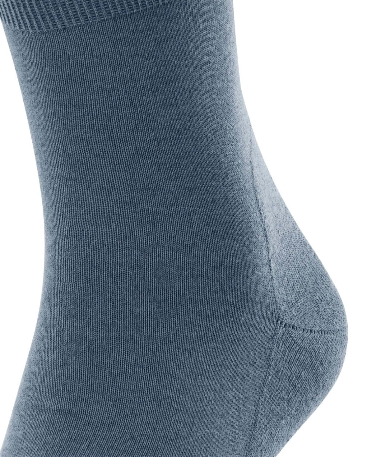 FALKE Run Hardloopsok 16605 6660 in licht denim, anatomisch gevormd voor perfecte pasvorm en comfort.