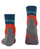 FALKE TK2 Cool Short wandelsokken voor heren in rood en blauw, met anatomische voering voor optimaal comfort.