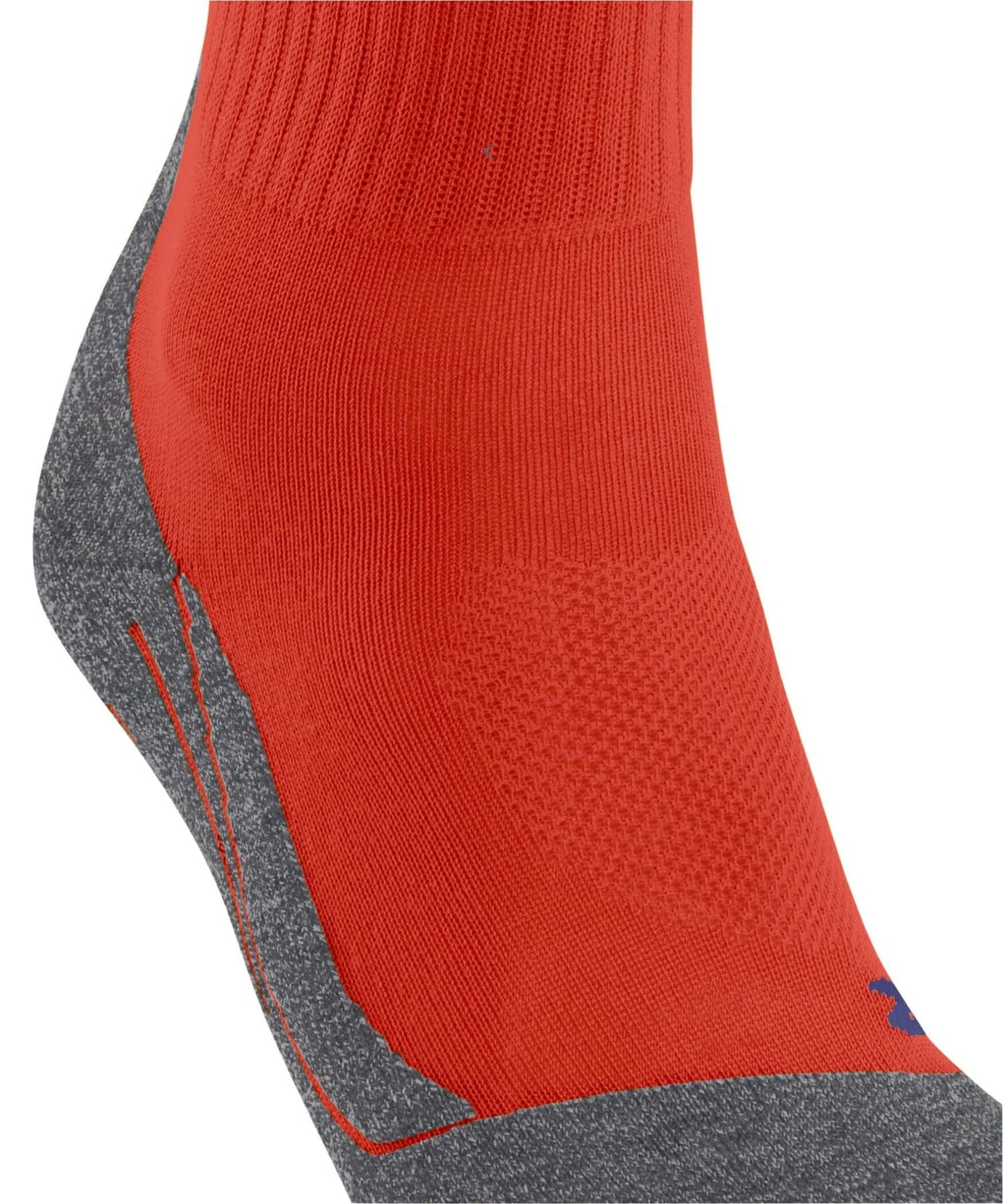 FALKE TK2 Cool Short heren wandelsok in rood met anatomische ondersteuning en ademende eigenschappen.