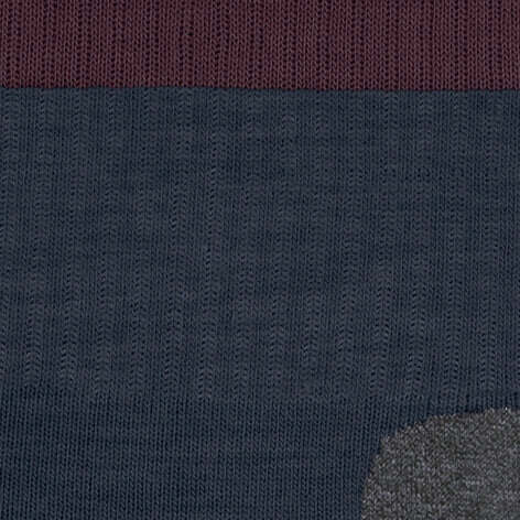 FALKE TK2 wandelsok voor dames in barolo kleur, anatomisch ontworpen voor comfort en ondersteuning.
