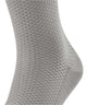FALKE Tiago Special Edition Fantasiesokken Heren 12476 3225 lunar in grijze kleur met fijne vierkant gebreide structuur.