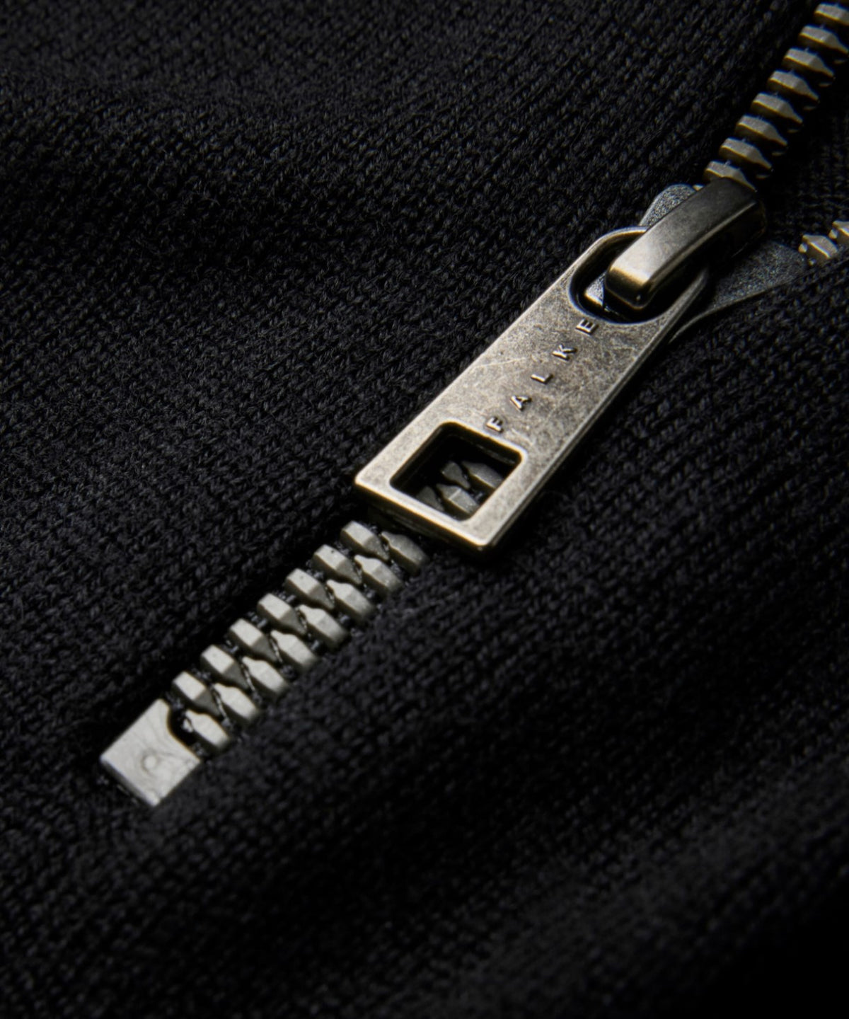 FALKETruiPureMerinoWoolZipHeren609153000black__5