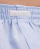 FALKE Wijde Boxershort Heren 68045 6755 light blue close-up van tailleband met logo.