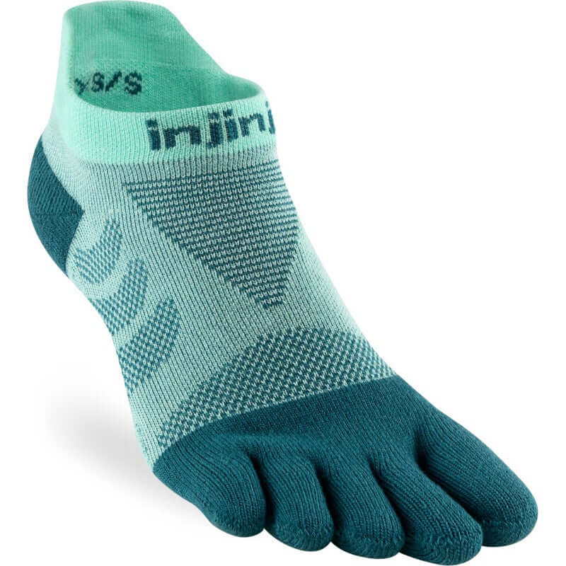 Injinji Ultra Run No Show teensokken voor dames in groen, perfect voor lange afstand hardlopen.