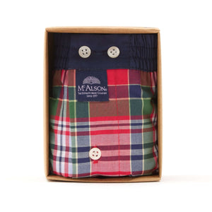 McAlson boxershort in groen, blauw en rood ruitjes, verpakt in doos met knopen en label, stijlvol en comfortabel.