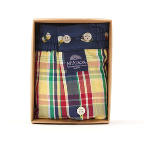 McAlson boxershort in ruitjesprint, geel, rood en groen, verpakt in een doos.