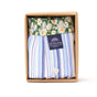 McAlson boxershort in cadeauverpakking met gestreept blauw patroon en groene bloemenboord.