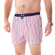 McAlson boxershort met streepjesprint in rood en wit, donkerblauwe boord, comfortabel en stijlvol.