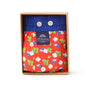 McAlson boxershort in rode cocktailprint met donkerblauwe boord, verpakt in een cadeaubox.