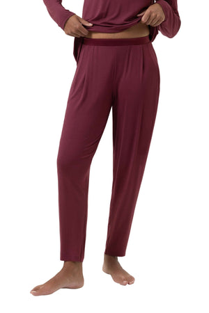 Mey Broek ¾ Pure Chic Dames in boysenberry, zachte loungebroek met luxe uitstraling en comfortabele pasvorm.