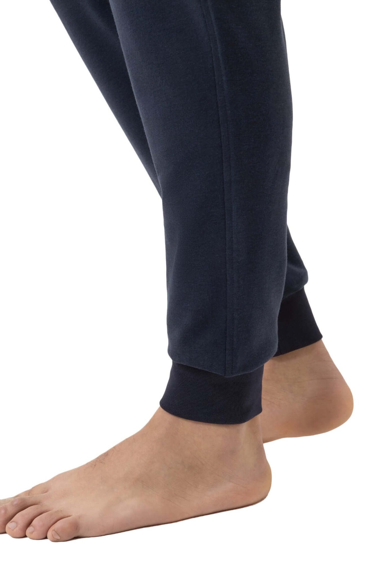 Mey Joggingbroek Enjoy Comfort Heren 2520001 116 marine, comfortabel design met zachte badstof en marinekleur.