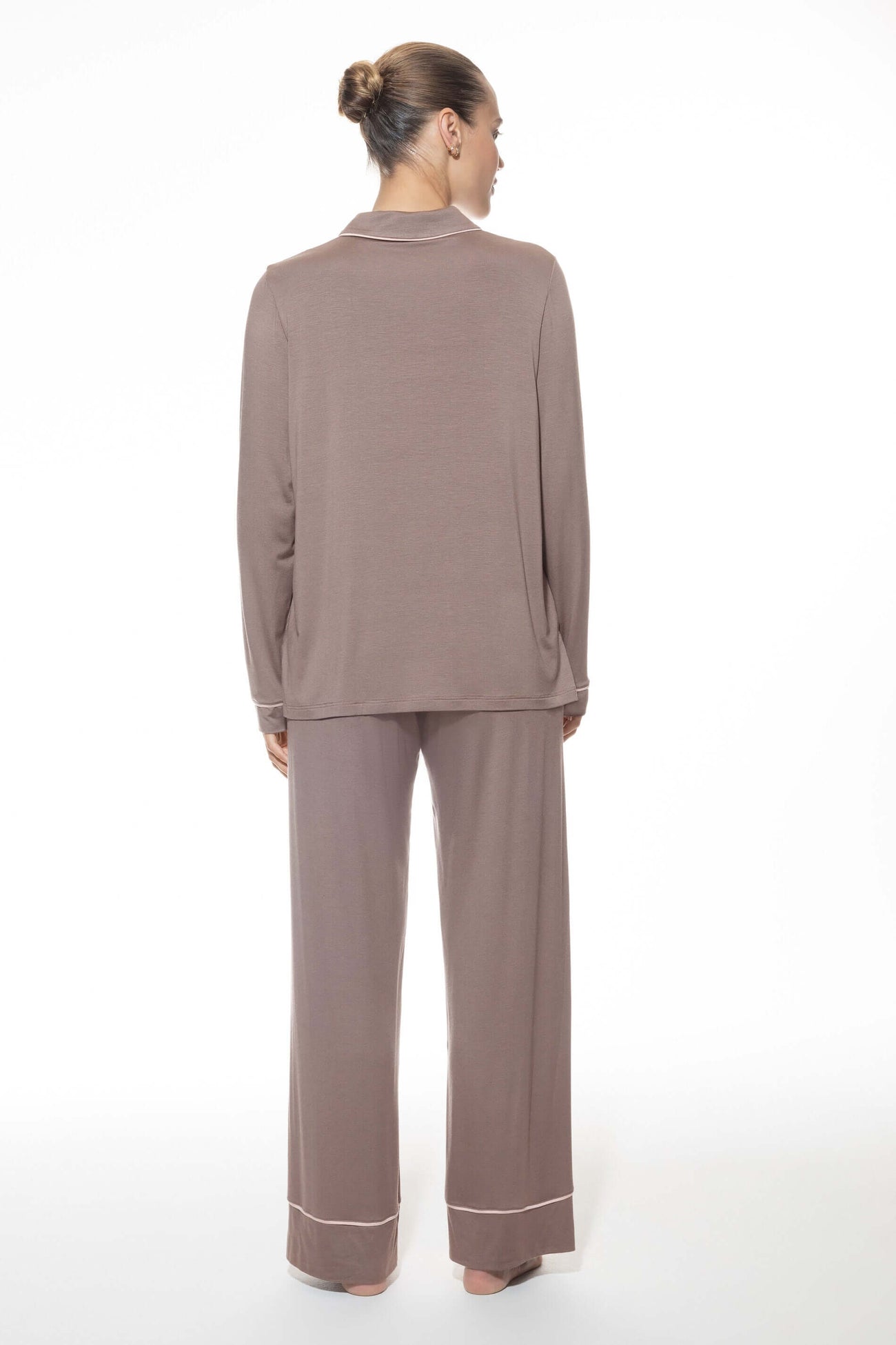 Mey Knoopjes Pyjama Pure Chic Dames 1240057 1279 milk`n coffee