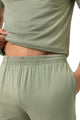 Mey Korte Broek Jefferson Heren 2220098 1781 faded olive met comfortabele tailleband en zacht materiaal.