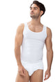 Mey Mini Slip Casual Cotton Heren 49111 101 weiss model in witte onderbroek en shirt