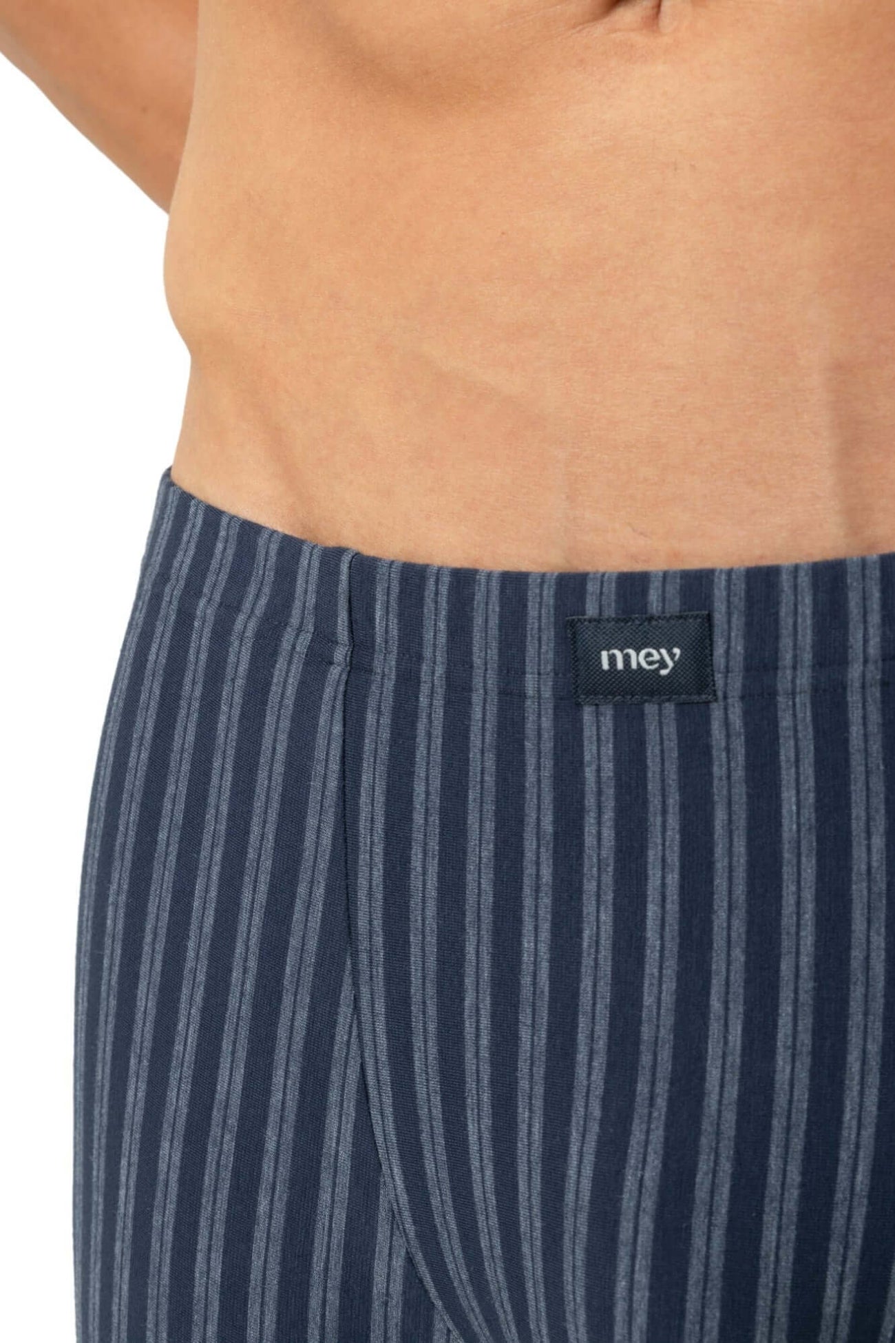Mey Shorty Denim Stripes Heren 2120223 668 yacht blue close-up van de gestreepte tailleboord.