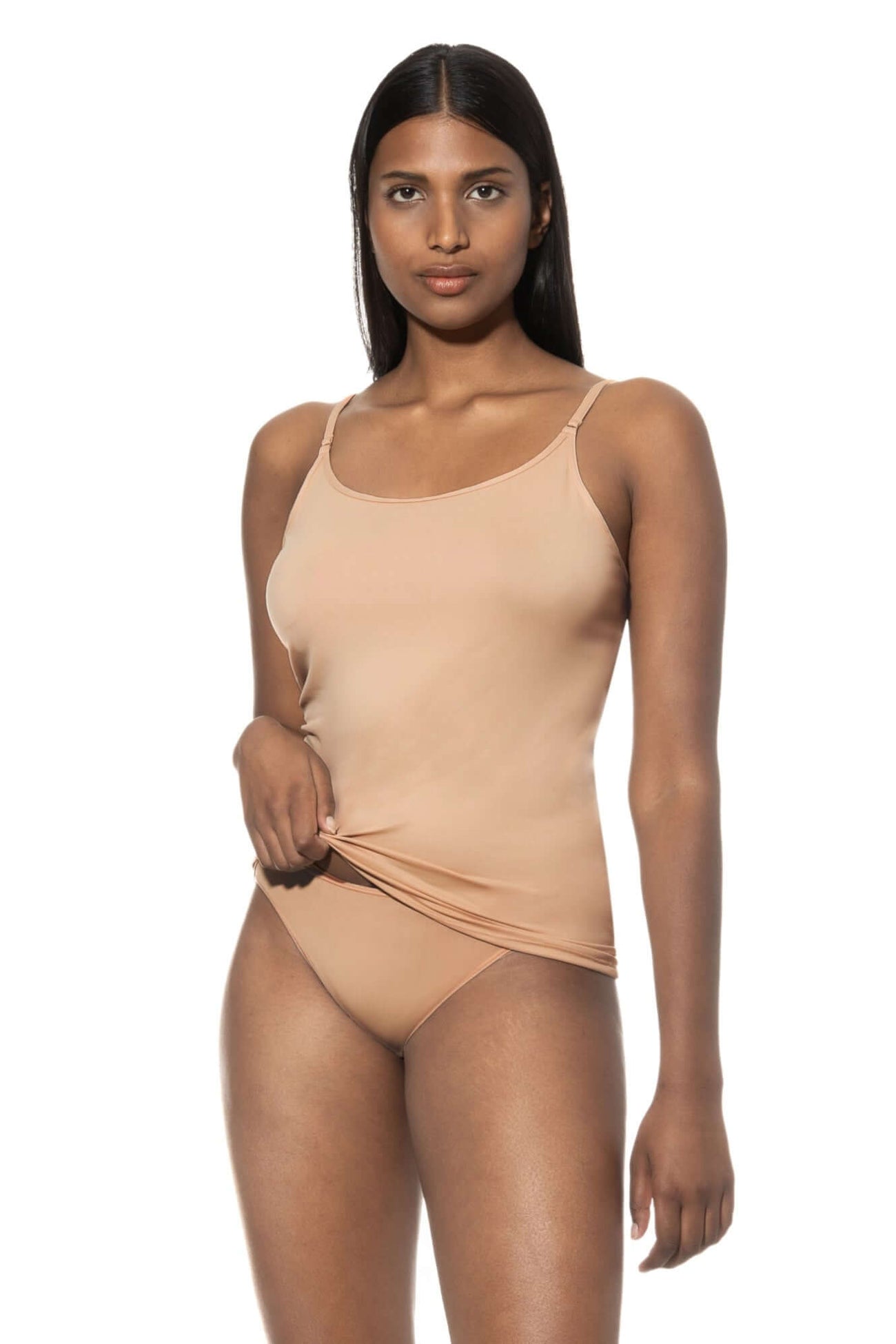 Mey spaghetti top in huidkleur met verstelbare bandjes, superzacht en aansluitend voor dames.