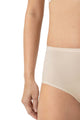 Mey Taille Slip Simply Better Invisible Dames 1120056 703 bailey in zachte, naadloze stof voor onzichtbaarheid onder kleding.