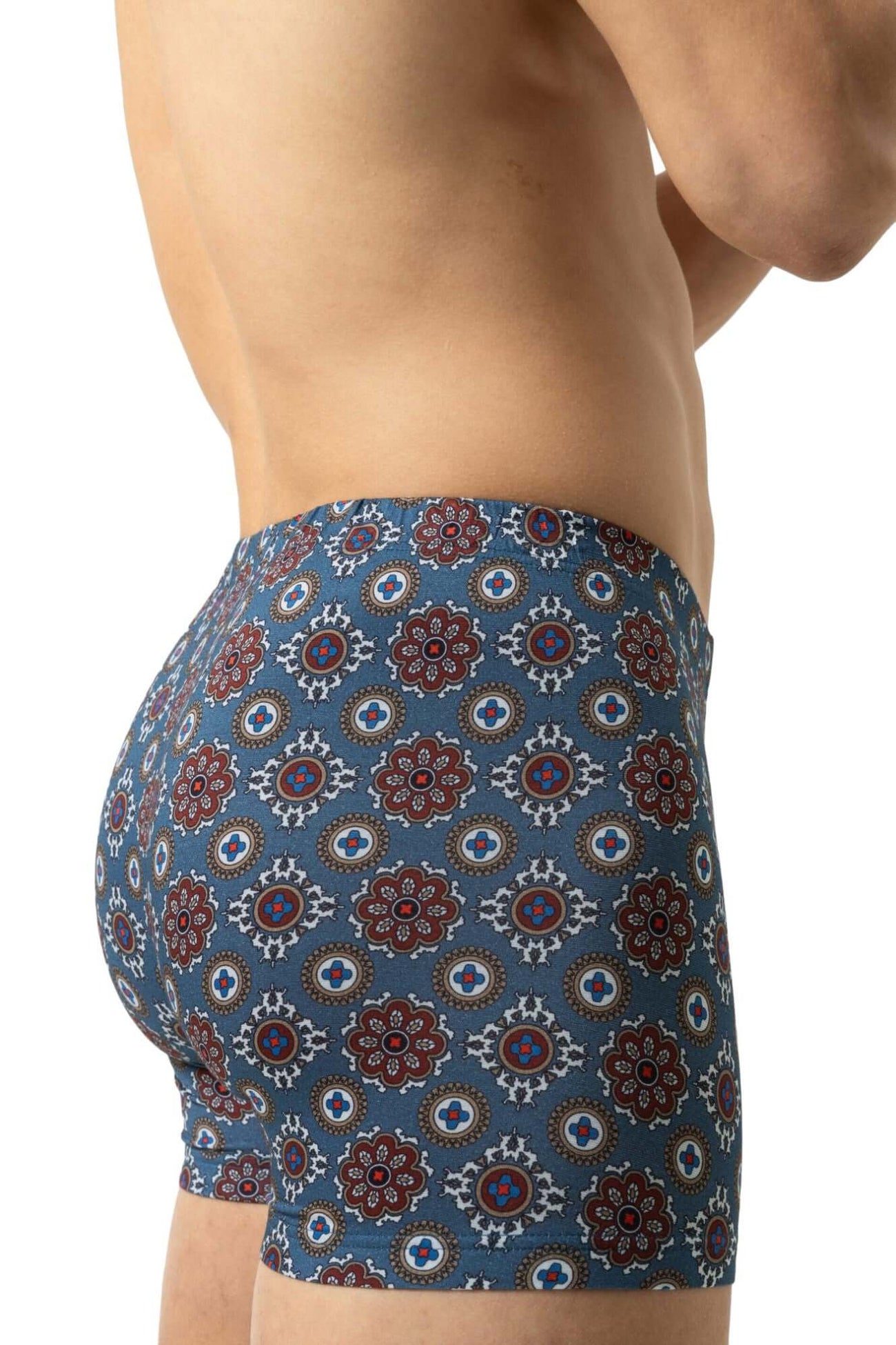 Mey trunk short in galactic blue met elegante patroon, perfect voor luxe draagcomfort.