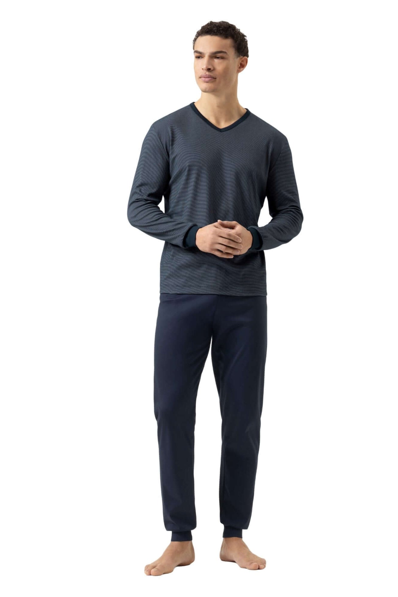 Mey herenpyjama Bennison met gestreept shirt en donkere pyjamabroek in yacht blue voor comfortabele nachten.