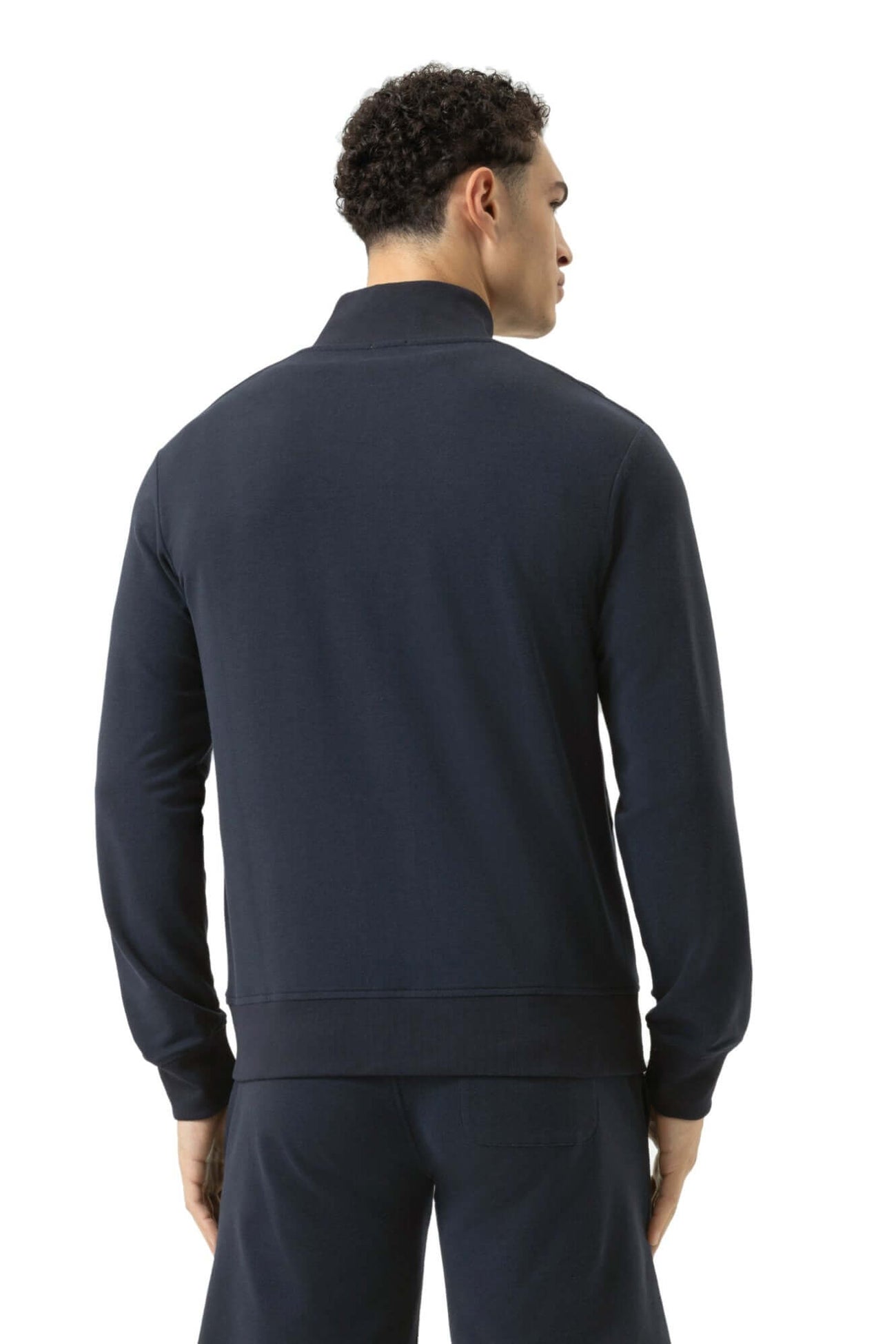 Mey Vest Enjoy Comfort Heren 2510002 116 marine, comfortabele achterzijde, ideaal voor sport en ontspanning.