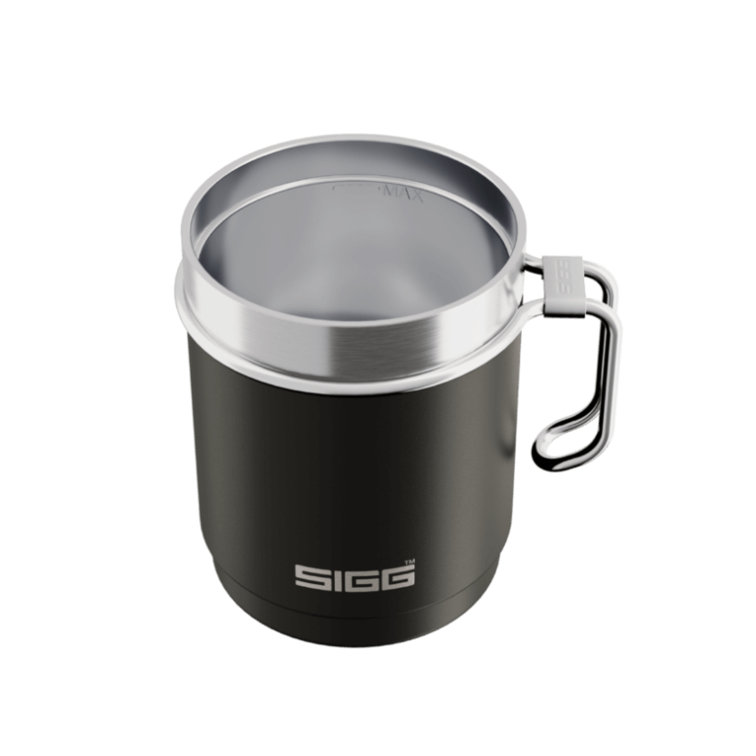 SIGG Travel Mug 0.3L Nightblack GT6053.80 met gebruiksvriendelijk ontwerp voor optimale thermische isolatie.