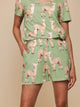 SNURK Alpaca Meadow Short Dames in zachte bio-katoen met alpacaprint, ideaal om in te loungen.