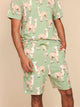 SNURK Alpaca Meadow Shorts Heren met grappige alpacaprint, relaxte fit en diepe zakken.