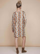 SNURK Bowie Long Sleeve Dress Dames - Achterzijde van het jurkje met kattenprint, ontspannen pasvorm en lange mouwen.
