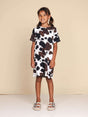 SNURK Cow T-shirt Dress Kids, stoere koeienprint T-shirt jurkje voor kinderen in comfortabele stretchkatoen.