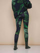 SNURK Dark Forest Legging Dames met botanische bladerenprint op antracietgrijze achtergrond