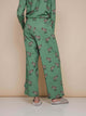 SNURK Donkeys Wijde broek Dames in zachtgroene kleur met schattige baby-ezels print aan de achterkant.