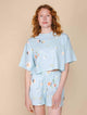 SNURK Hopeless Romantic Shorts Dames met bloemenprint, luchtig en comfortabel, perfect om in te loungen.