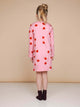 SNURK Lollipop Love Long Sleeve Dress Kids, roze T-shirt jurkje met rode hartjeslollies.