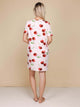 SNURK Mon Cherry T-shirt Dress Dames, een T-shirt jurkje met rode kersenprint, comfortabel en stijlvol.